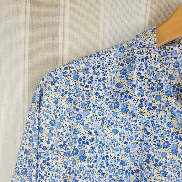 L.L. Bean Wrinkle Free 100% Cotton Button Down Shirt Blouse Blue Size 2X Floral - Picture 3 of 9